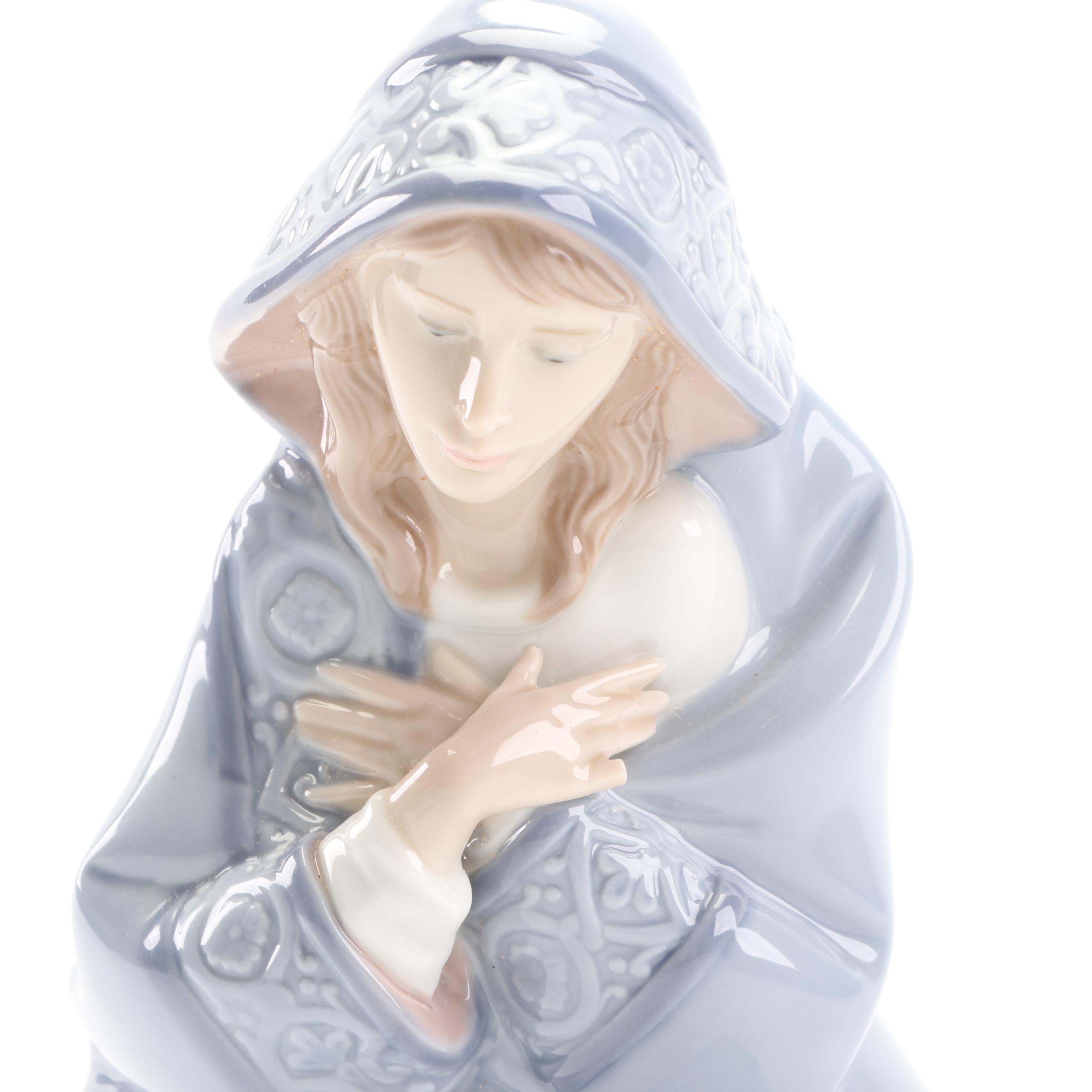 Lladró "Silent Night" Three-Piece Porcelain Nativity Set, Late 1980s