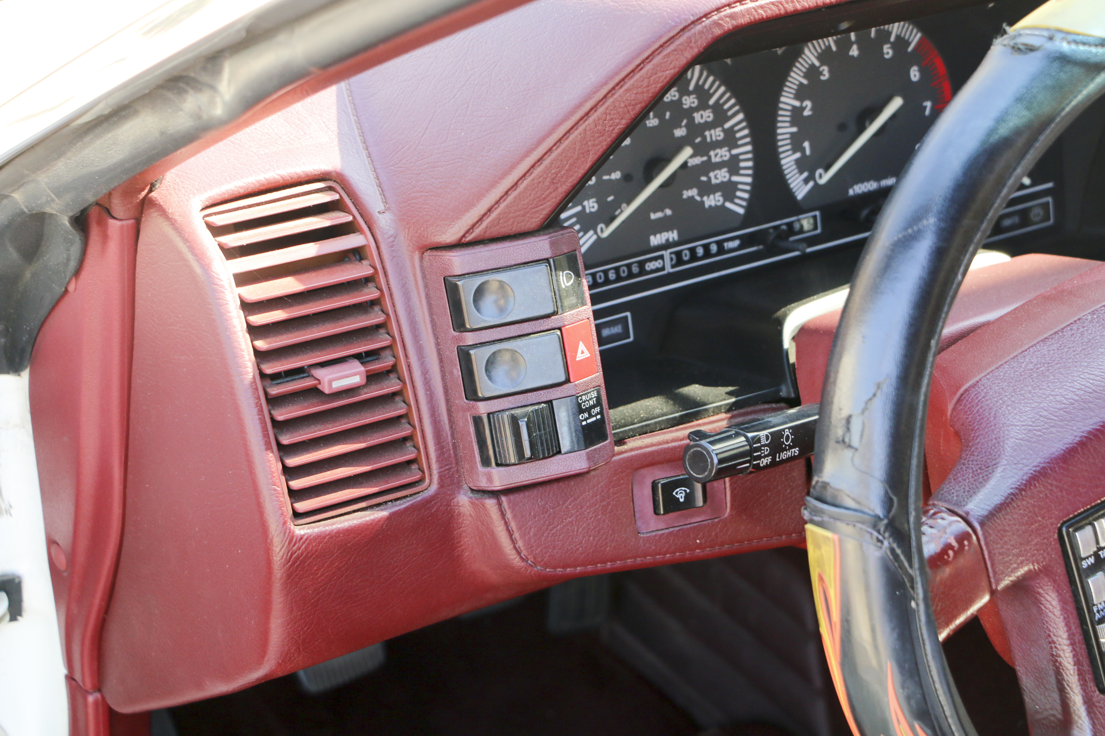1987 Nissan 300ZX 2-Door Hatchback