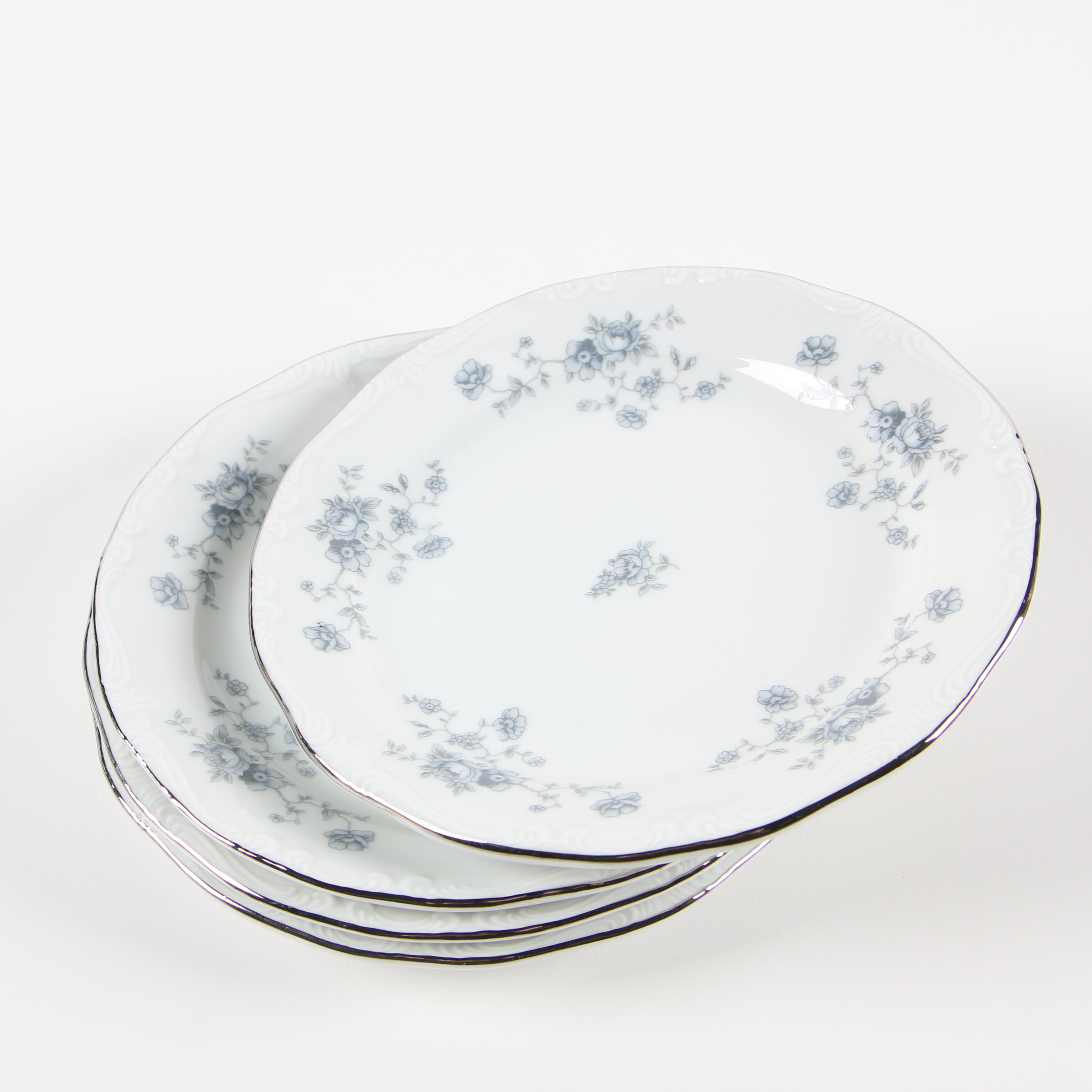 Johann Haviland "Blue Garland" Porcelain Dinnerware, Late 20th Century