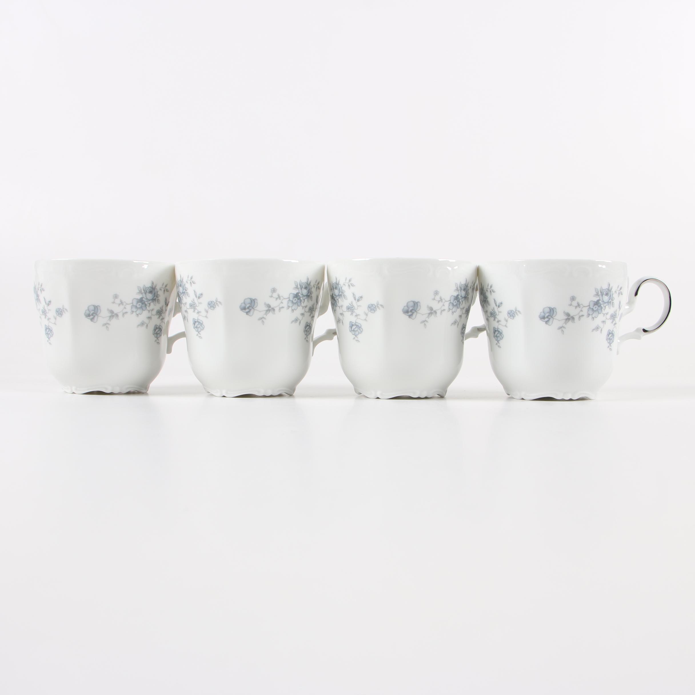 Johann Haviland "Blue Garland" Porcelain Dinnerware, Late 20th Century