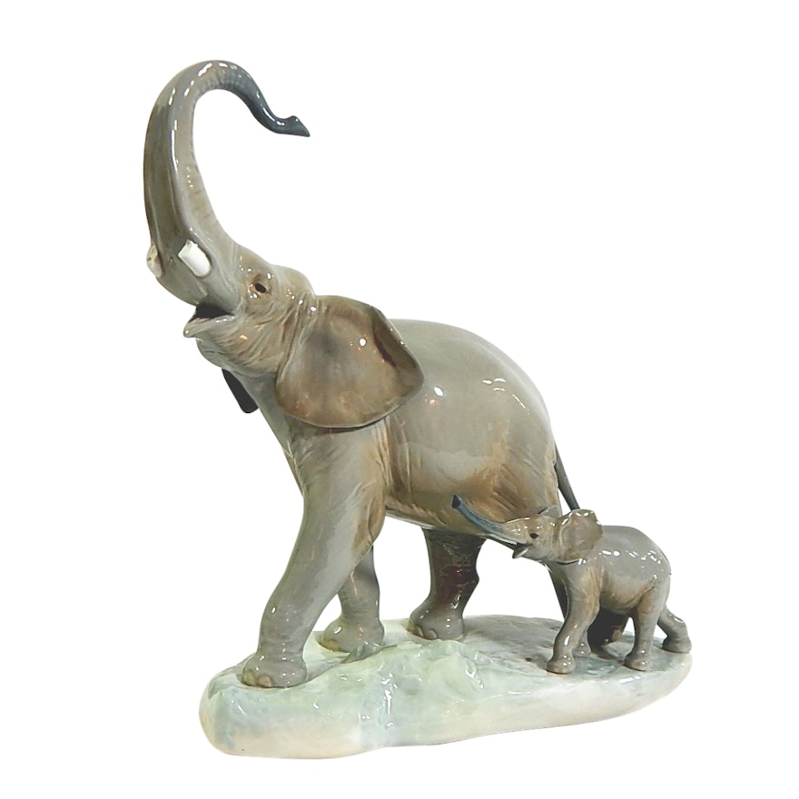 Lladro "Two Elephants" Porcelain Figurine - Broken Tusks