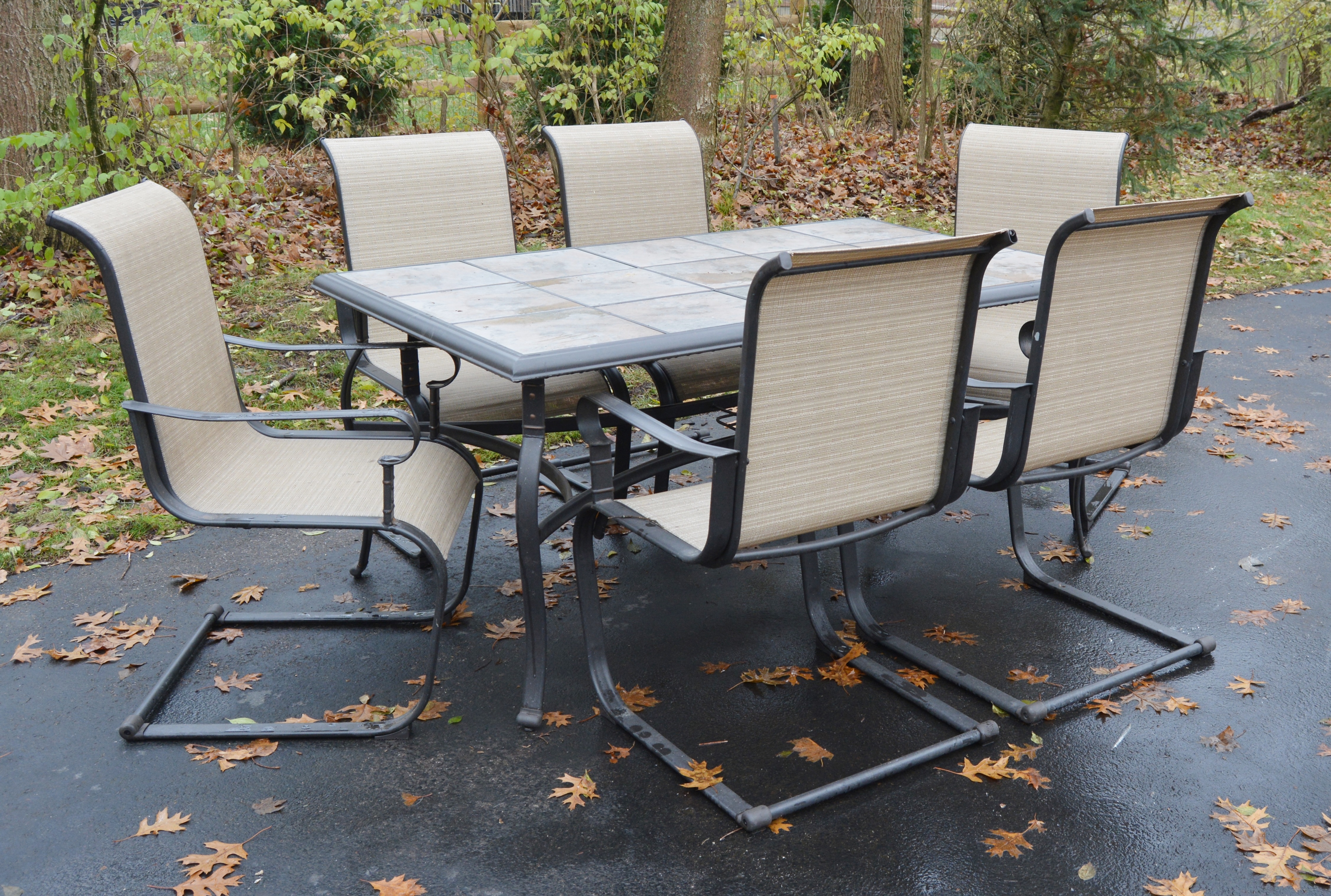 Patio Dining Table and Six Chairs by Hampton Bay
