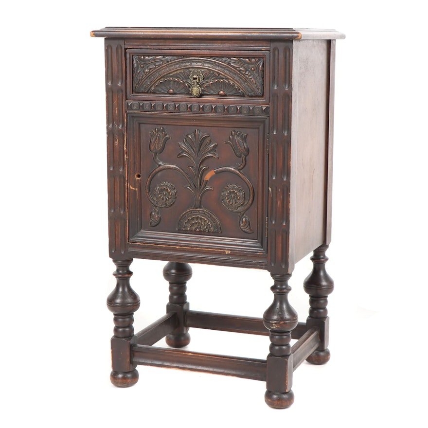 Jacobean Revival Style Walnut Side Table, Early 20th Century