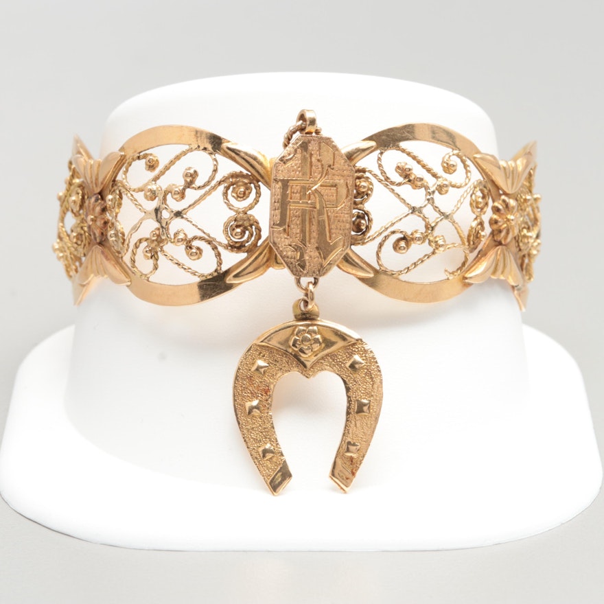 Victorian 18K Yellow Gold Openwork Bracelet with Horseshoe Charm