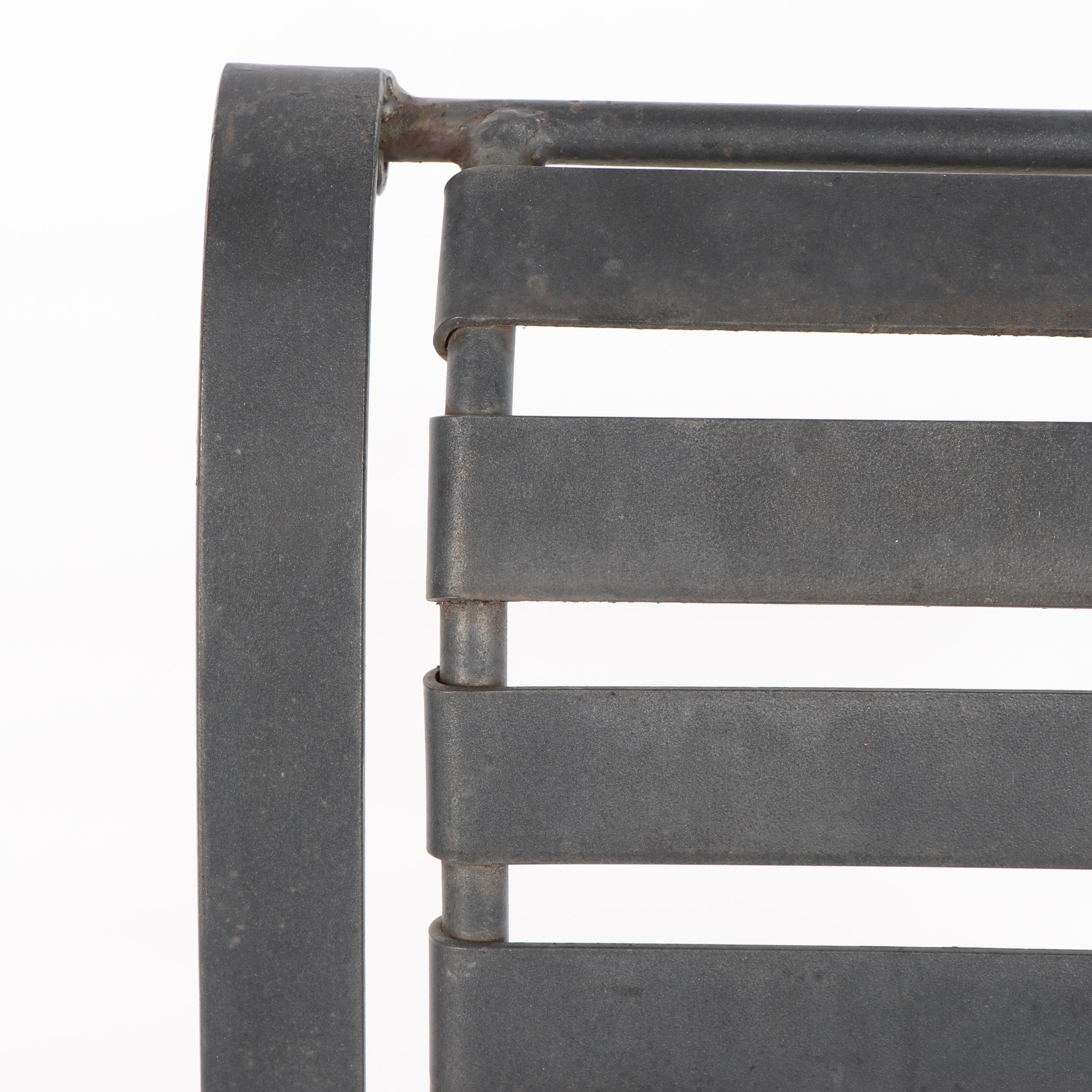 "Summer Classics" Metal Patio Table and Chairs