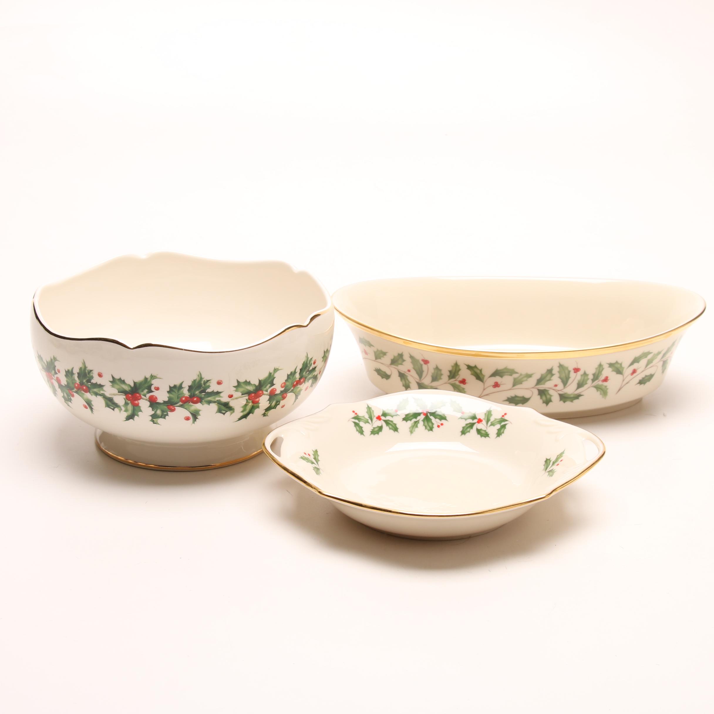 Lenox "Holiday" Bone China Dinnerware