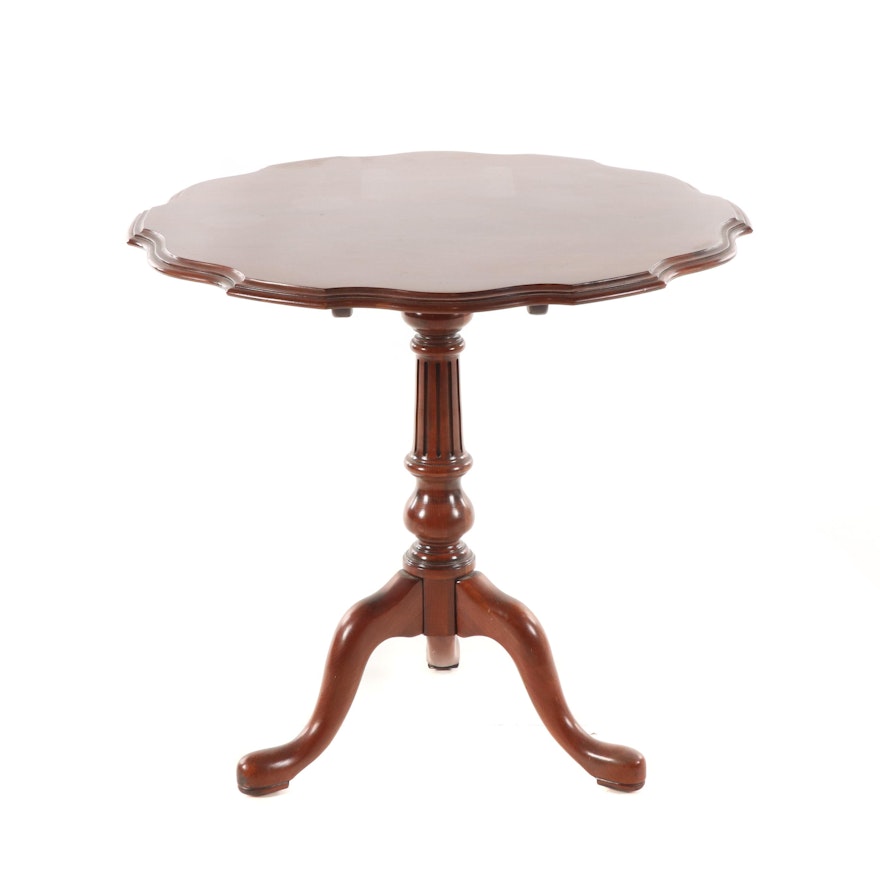 Federal Style Cherrywood Tilt-Top Tea Table by Knob Creek, 21st Century