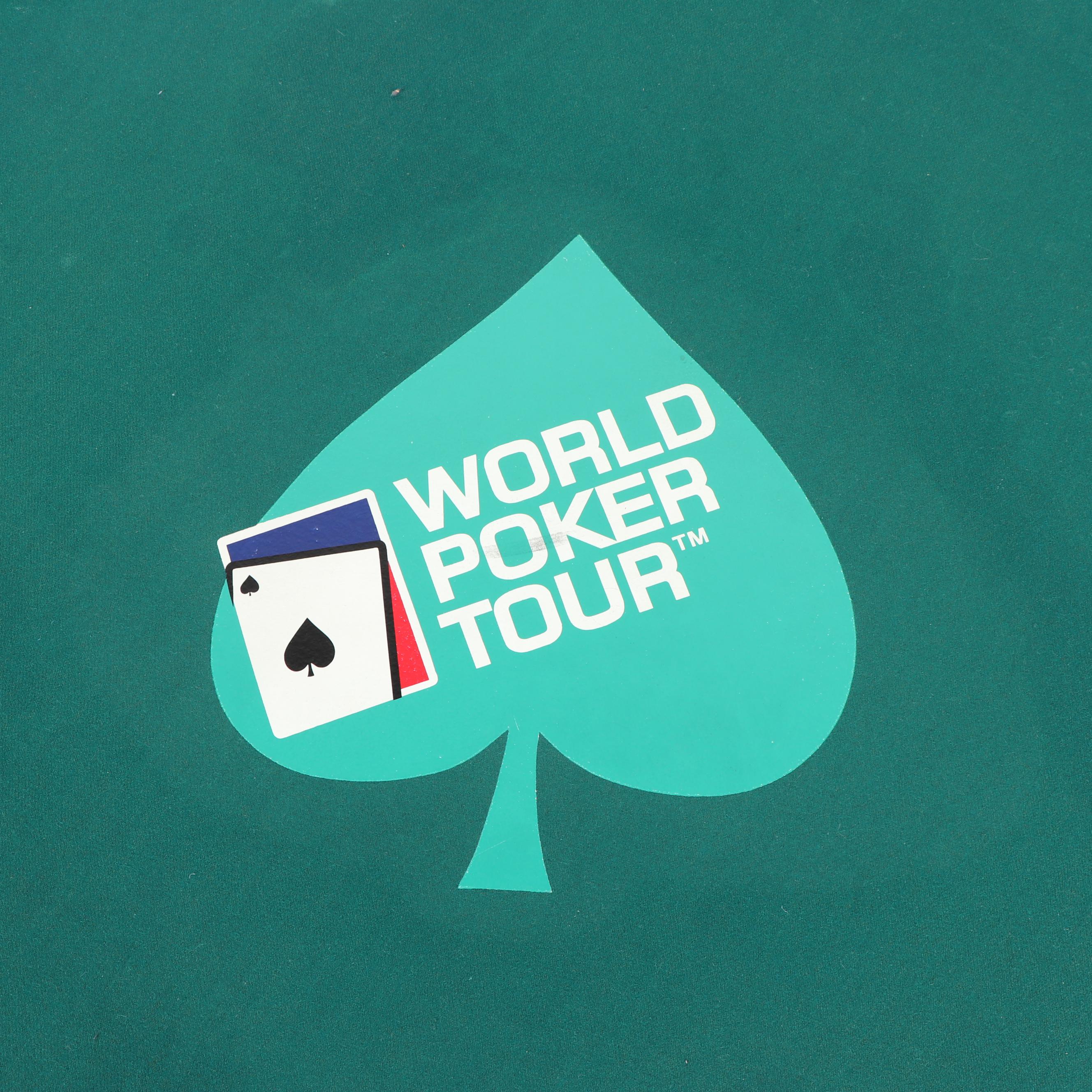 Mahogany Circular Game Table with "World Poker Tour" Felt Top Panel, 21st C.