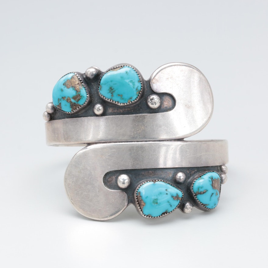 Southwestern Style Sterling Silver Turquoise Cuff Braceelt