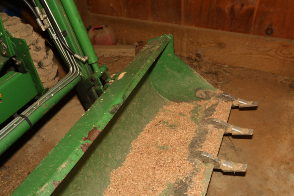 John Deere 4310 eHydro Tractor with 430 Loader Attachment