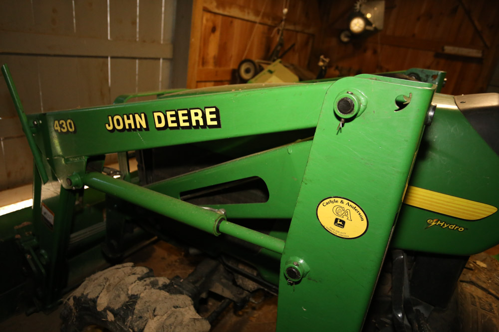 John Deere 4310 eHydro Tractor with 430 Loader Attachment