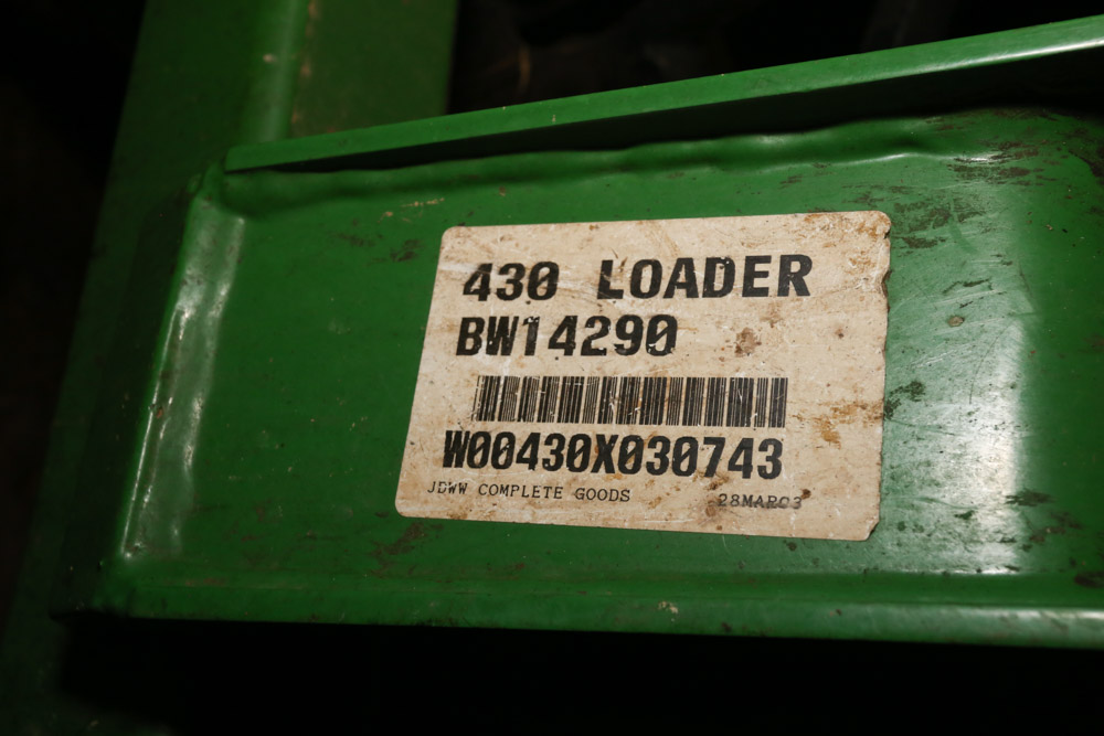John Deere 4310 eHydro Tractor with 430 Loader Attachment