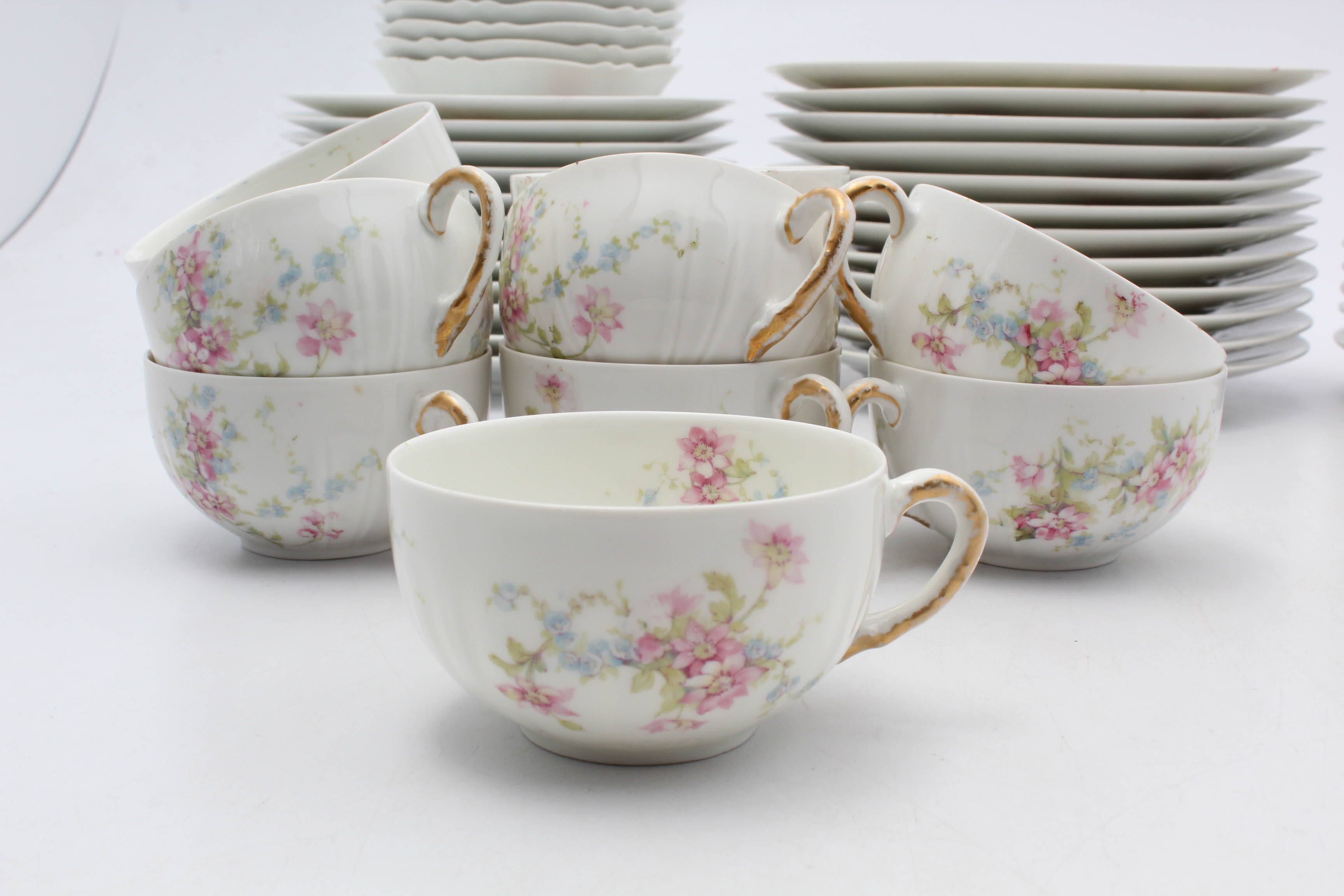 Theodore Haviland Limoges Dinnerware Set for Twelve