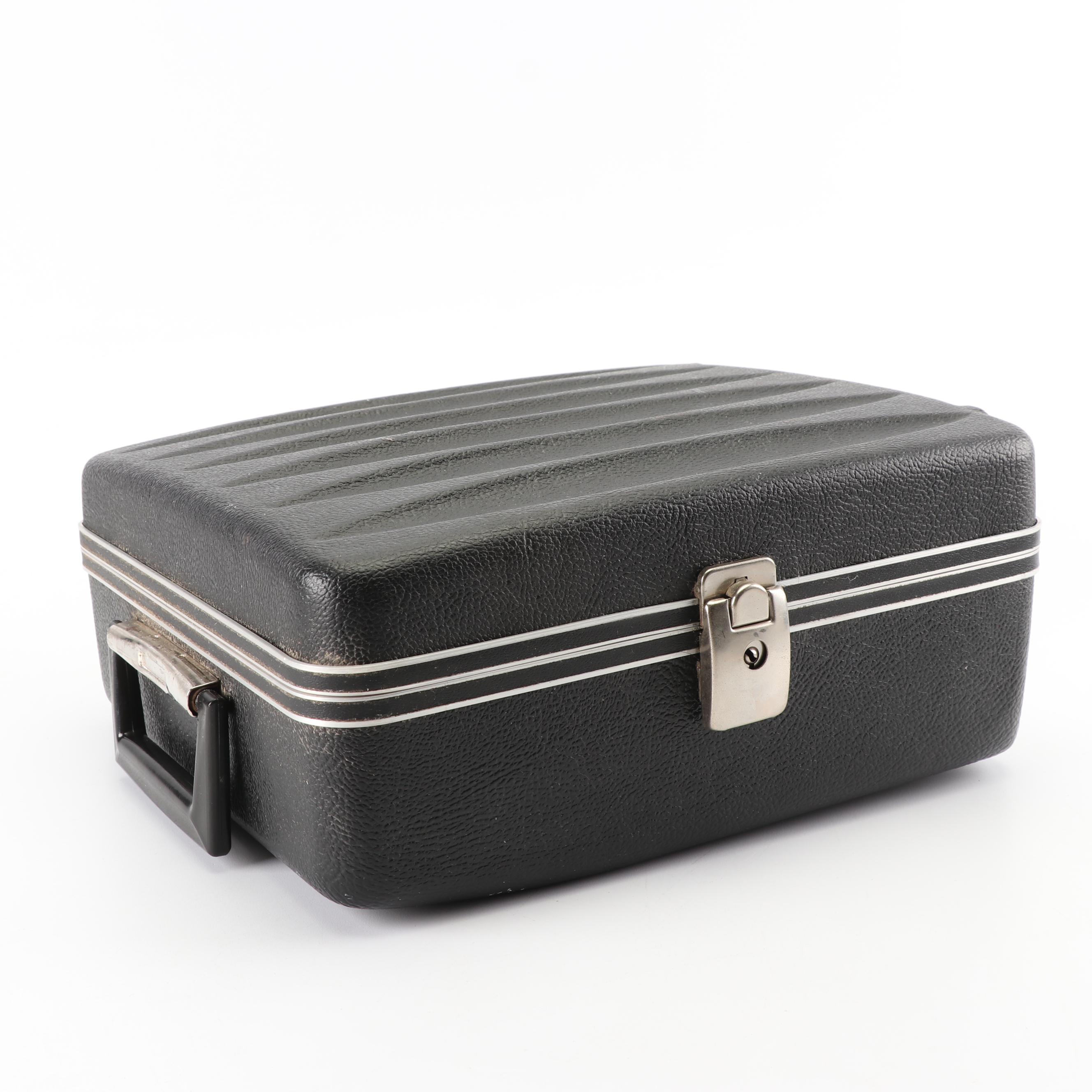 Vintage "The Portable Pub" Liquor Travel Set by Londonaire