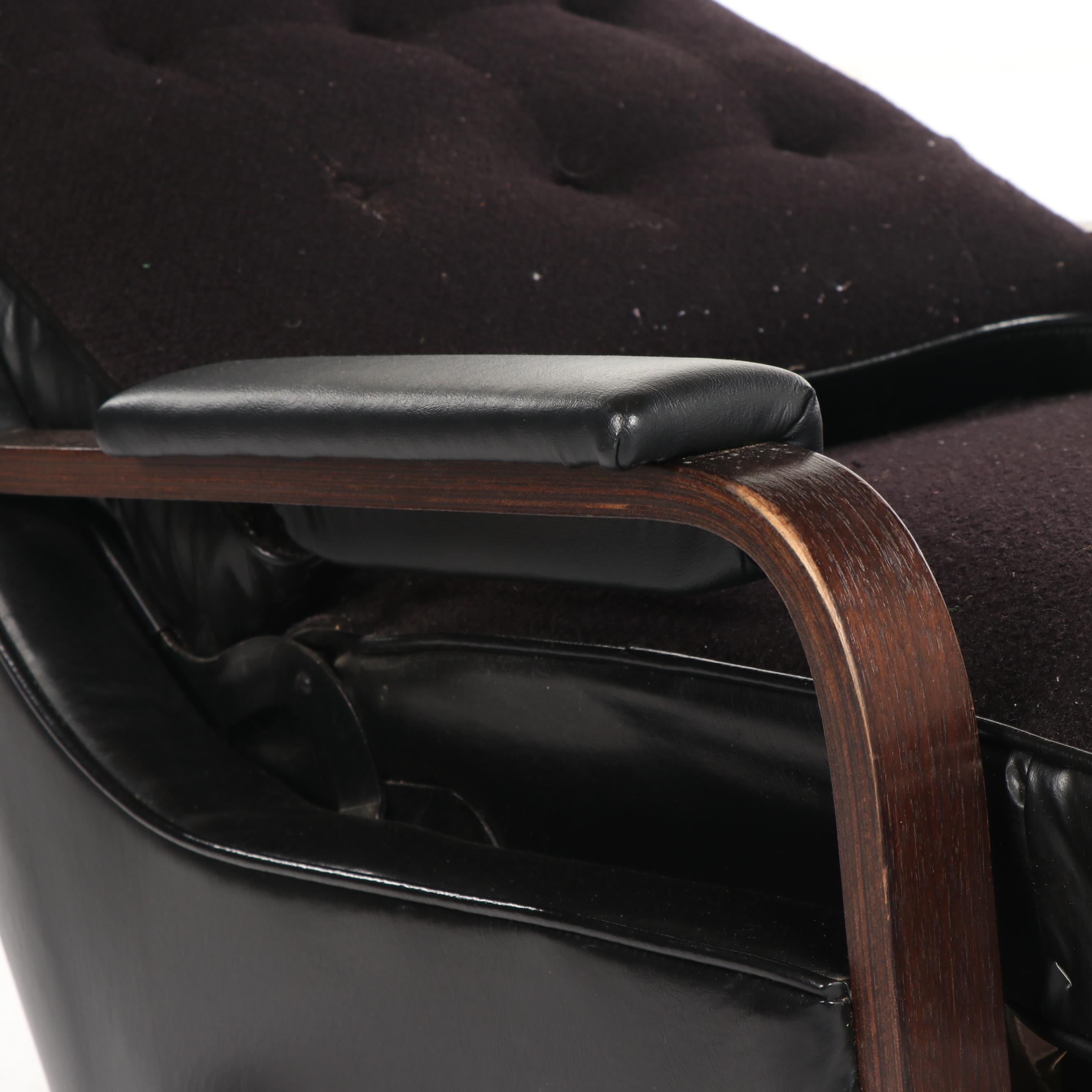 Mid Century Modern La-Z-Boy Rocker Recliner, 20th Century