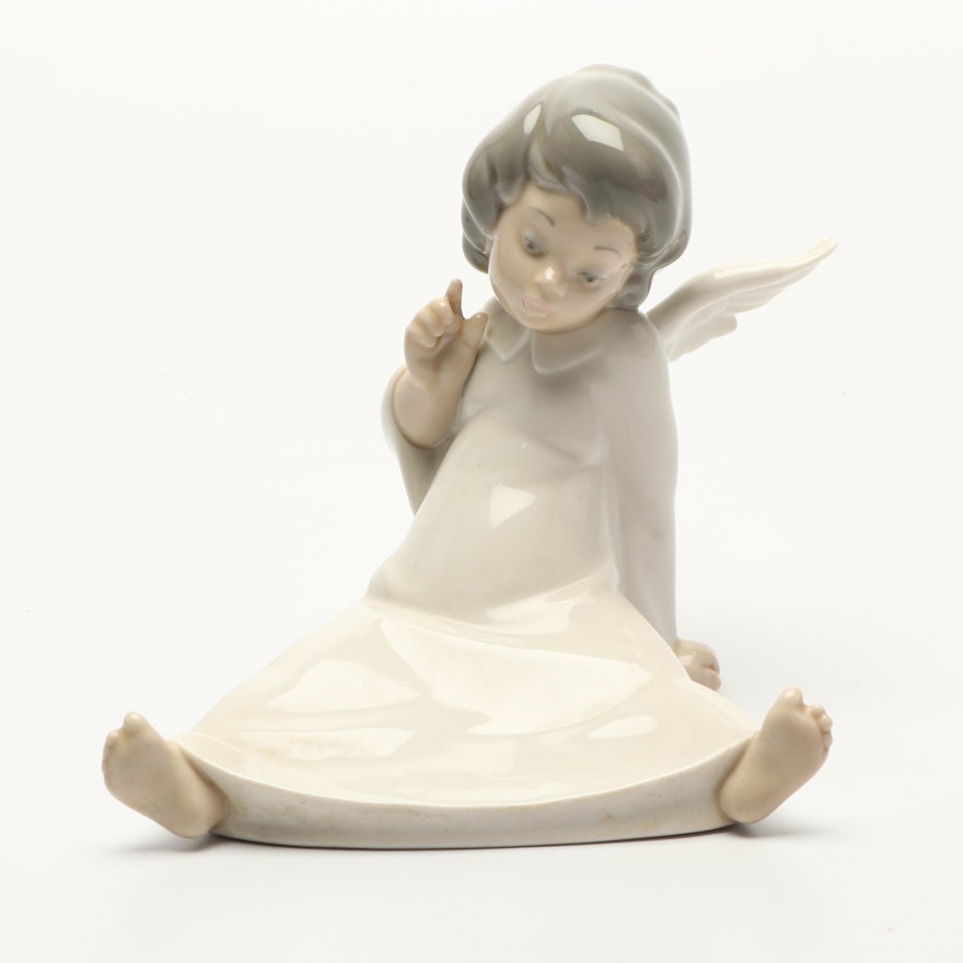 Lladró "Angel Wondering" Porcelain Figurine