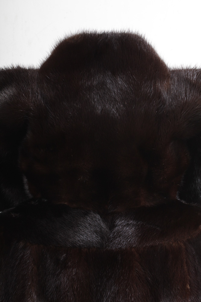 F. D. Italian Mode Dark Mahogany Mink Fur Coat