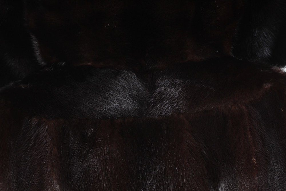 F. D. Italian Mode Dark Mahogany Mink Fur Coat