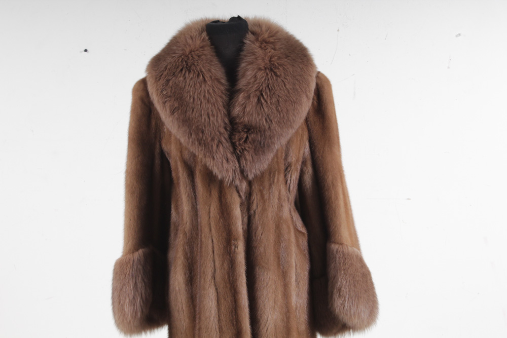 Brown Mink Fur Coat With Fox Fur Collar and Cuffs