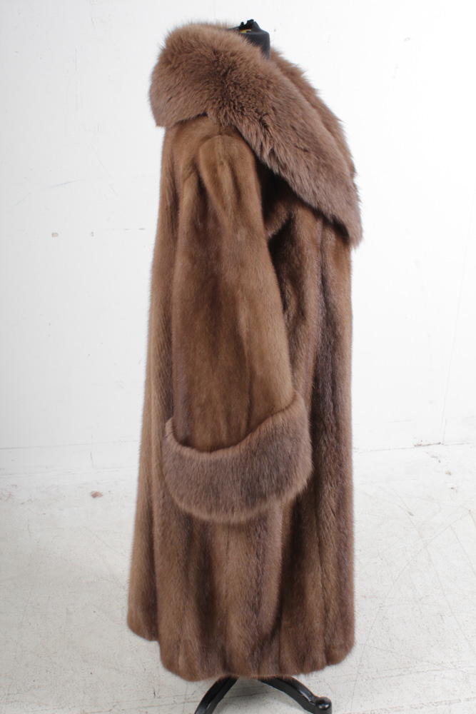 Brown Mink Fur Coat With Fox Fur Collar and Cuffs