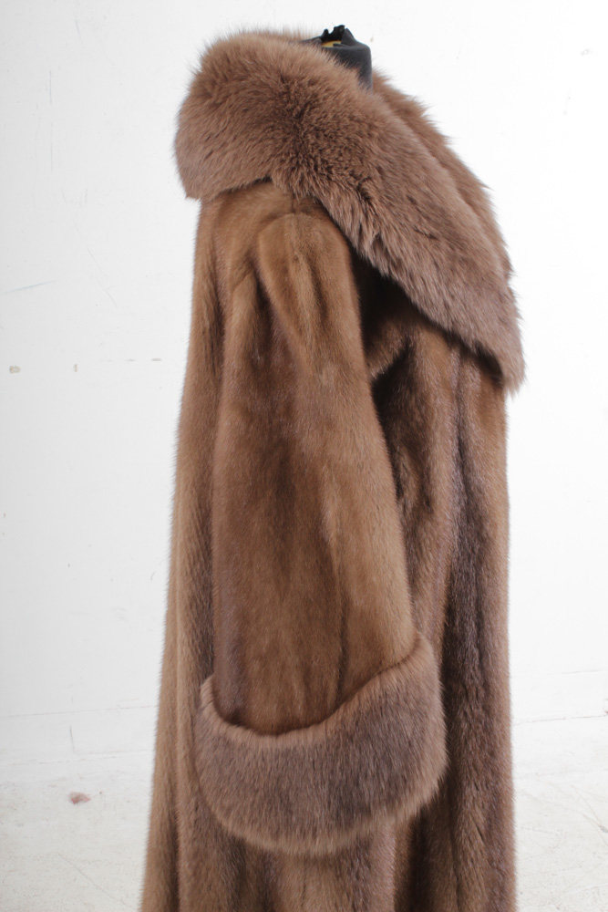 Brown Mink Fur Coat With Fox Fur Collar and Cuffs