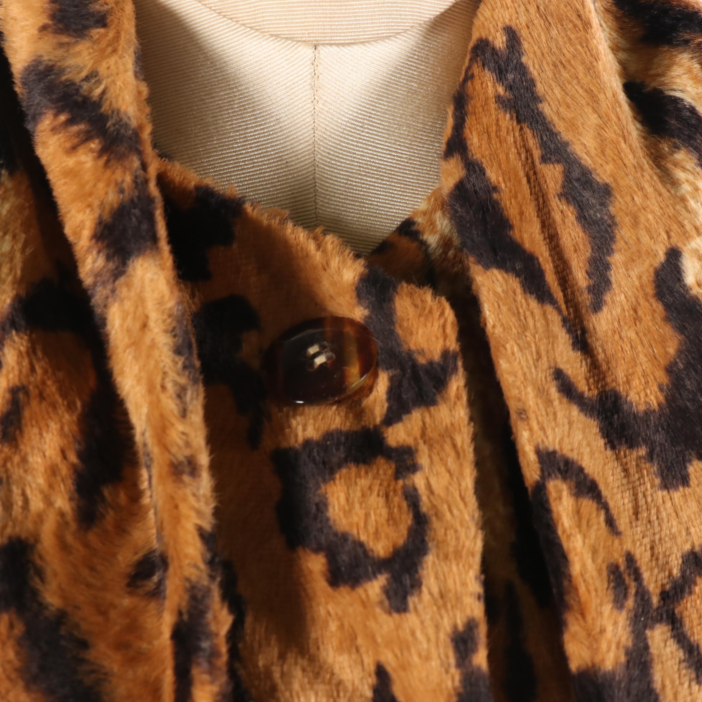 1980s Vintage Lillie Rubin Leopard Print Faux Fur Oversized Coat with Scarf