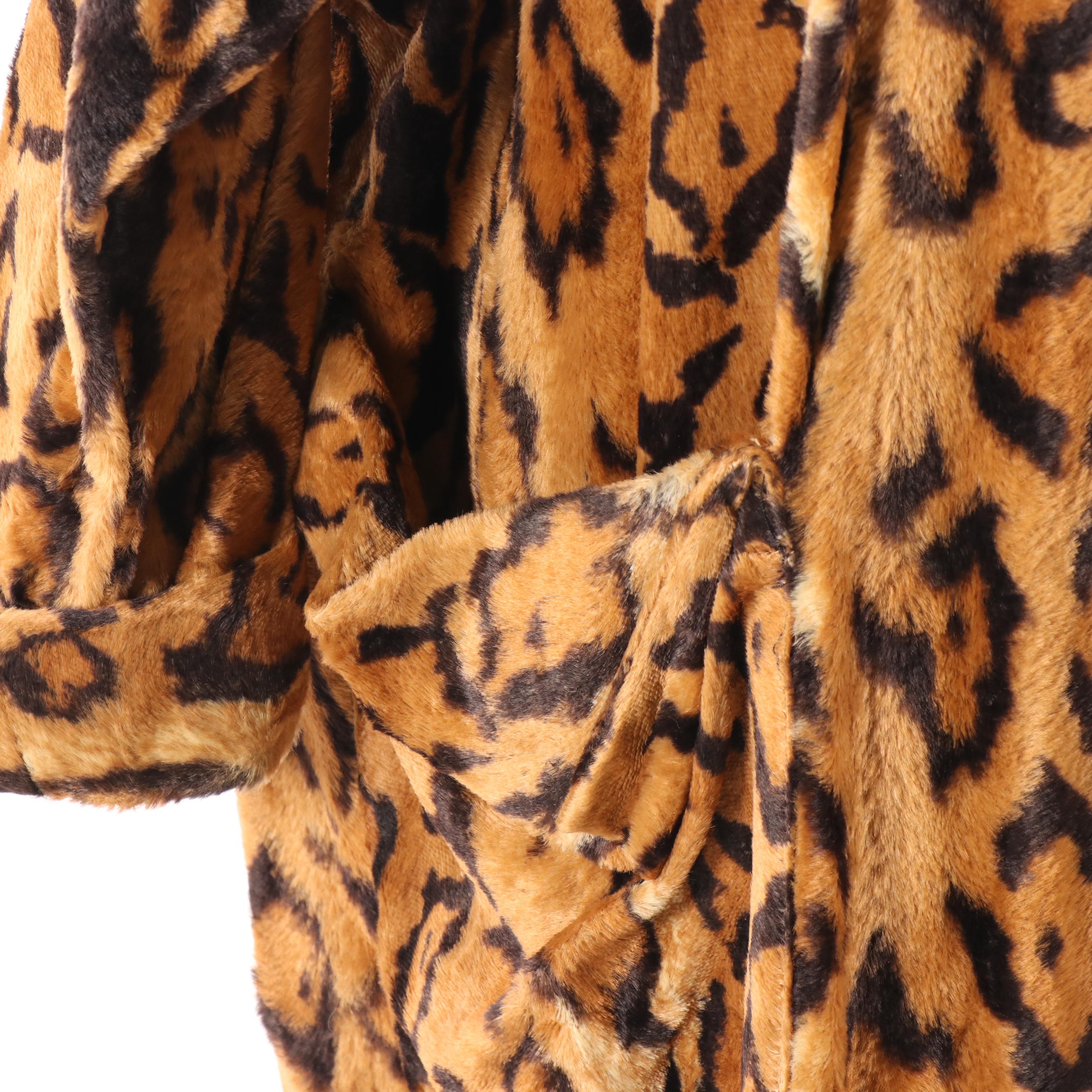 1980s Vintage Lillie Rubin Leopard Print Faux Fur Oversized Coat with Scarf