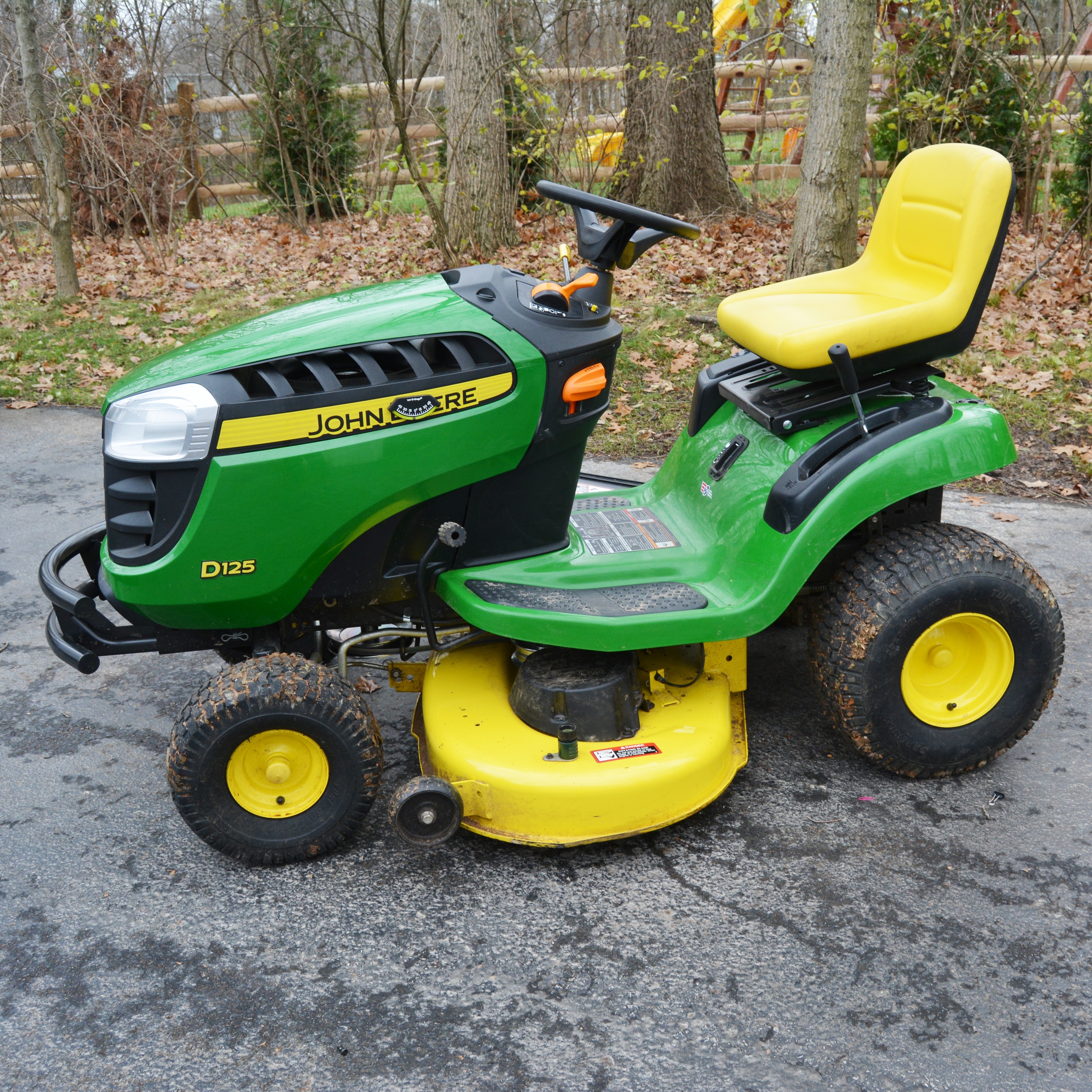 John Deere D125 "100 Series" V-Twin Engine Riding Mower with Accessories