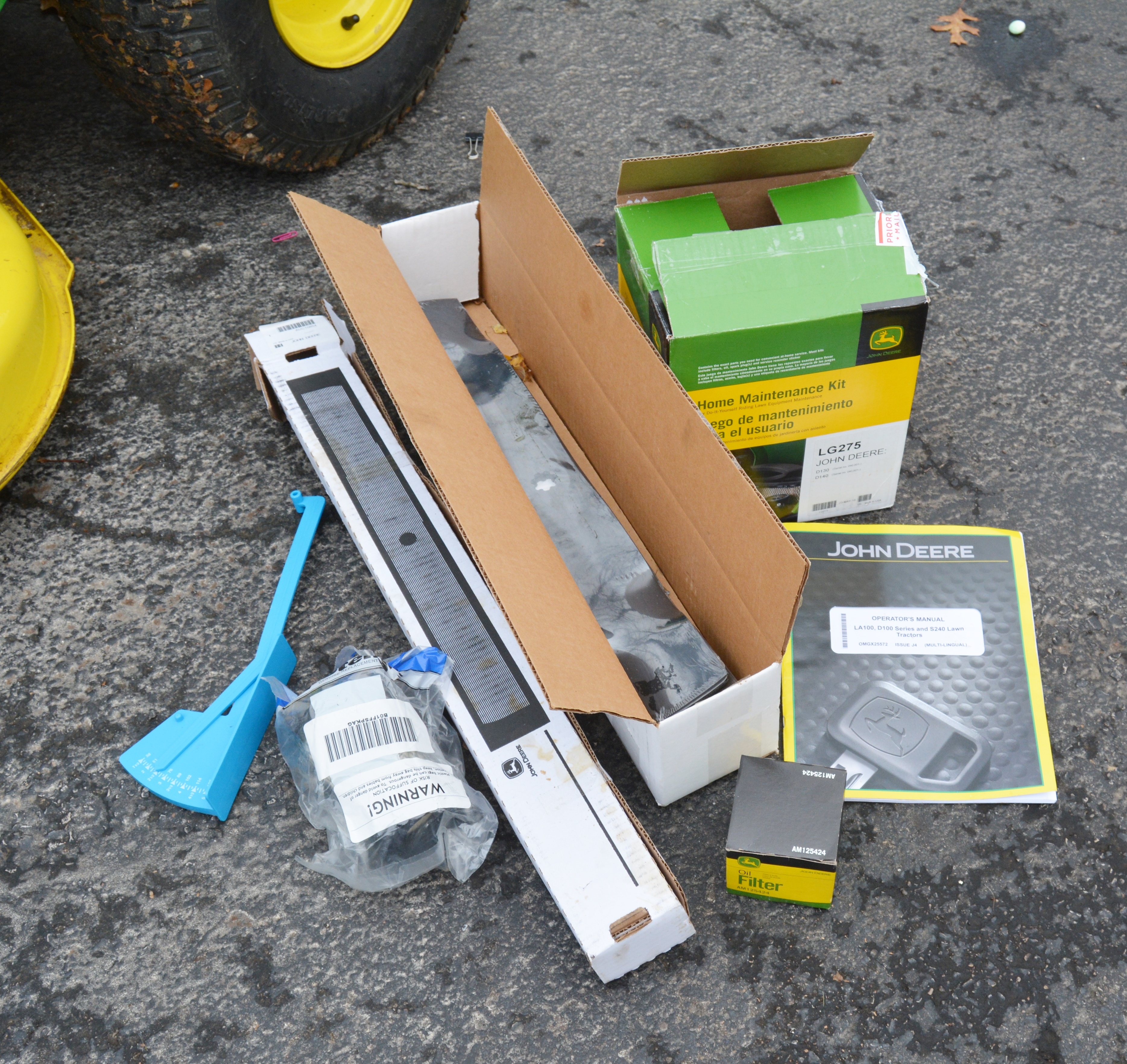 John Deere D125 "100 Series" V-Twin Engine Riding Mower with Accessories