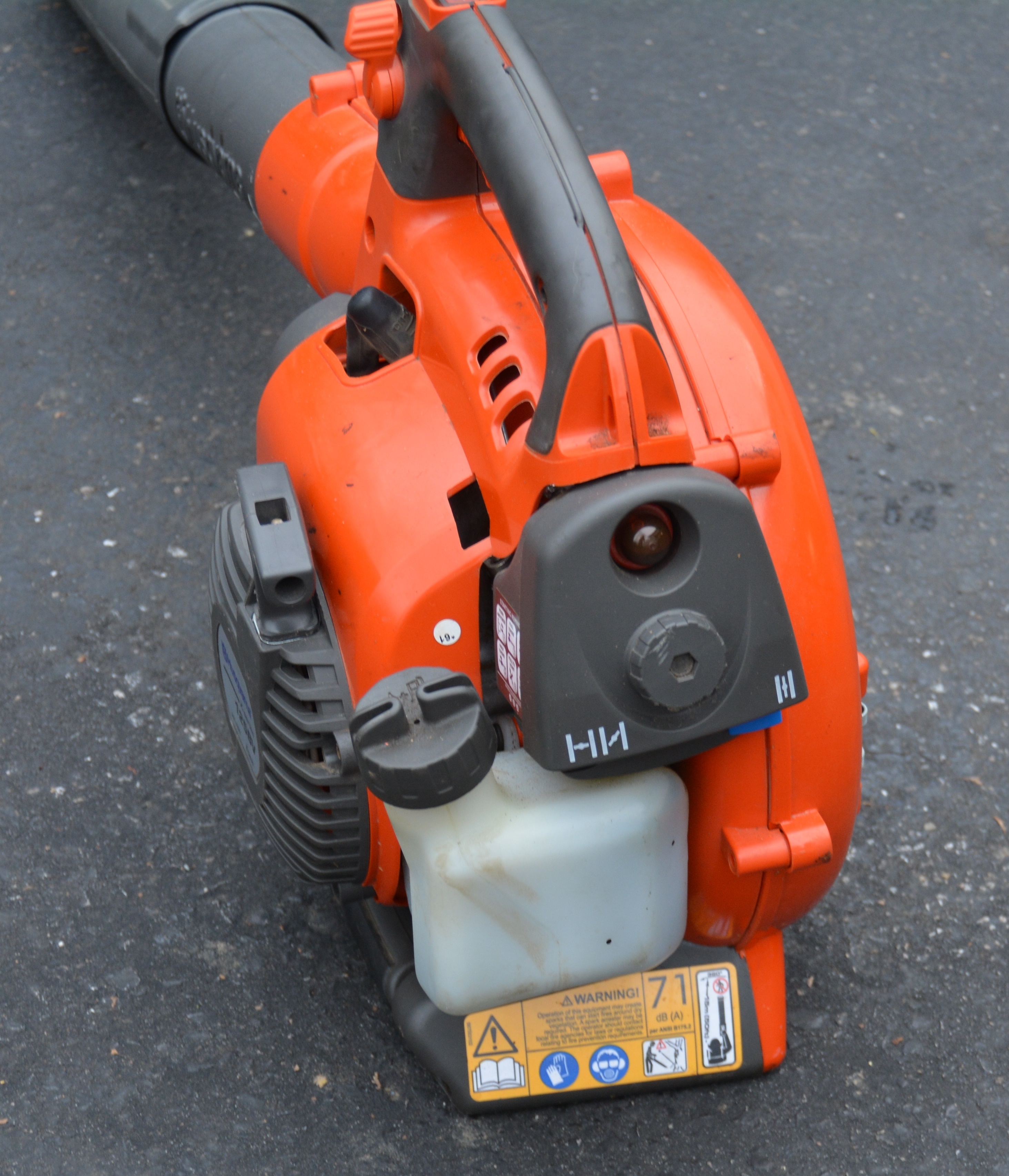 Husqvarna X-Series Model 125BV Handheld Gas Leaf Blower