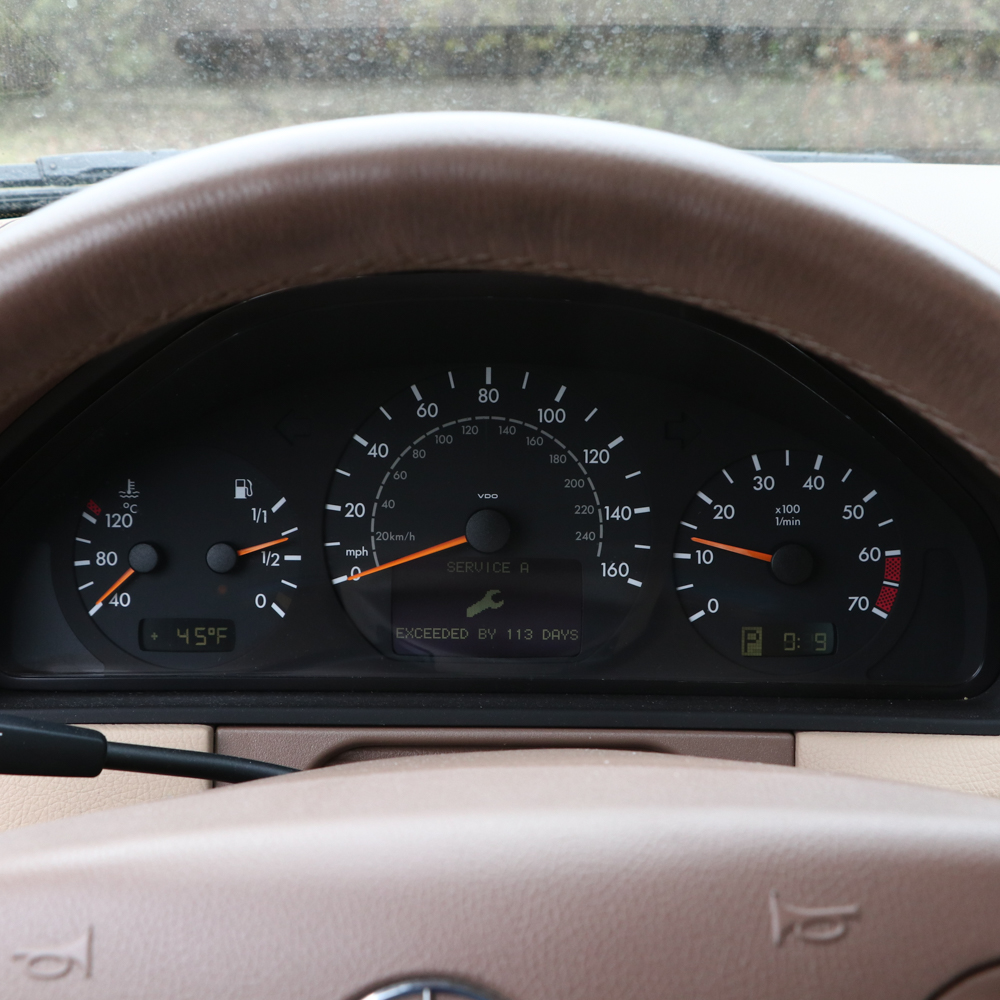 2000 Mercedes E320 E-Class Sedan