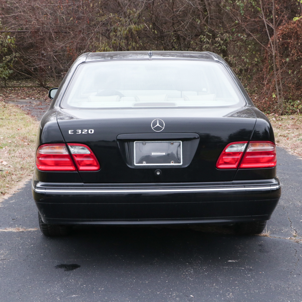 2000 Mercedes E320 E-Class Sedan