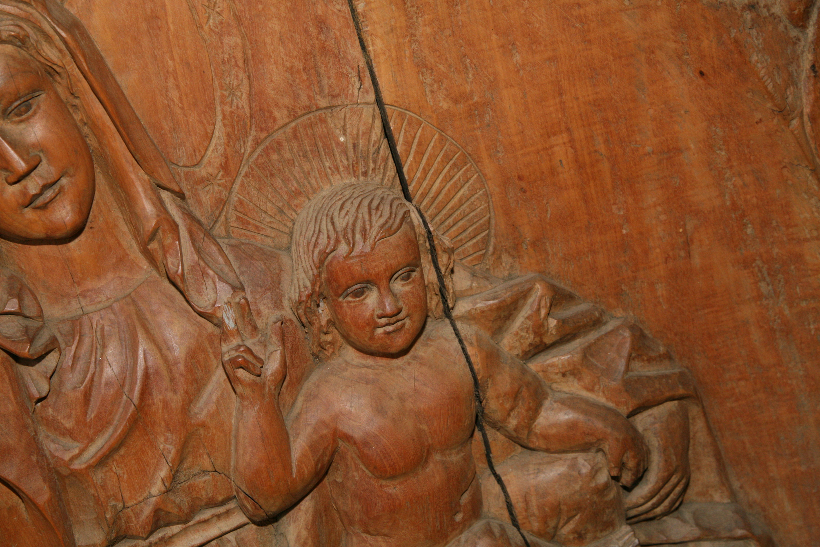 South German Madonna and Child Iron-Rimmed Oak Rondel, Early 19th Century