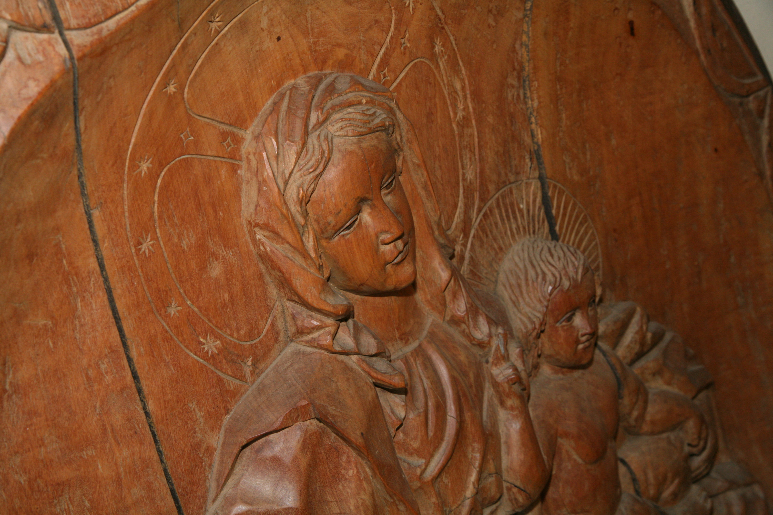 South German Madonna and Child Iron-Rimmed Oak Rondel, Early 19th Century