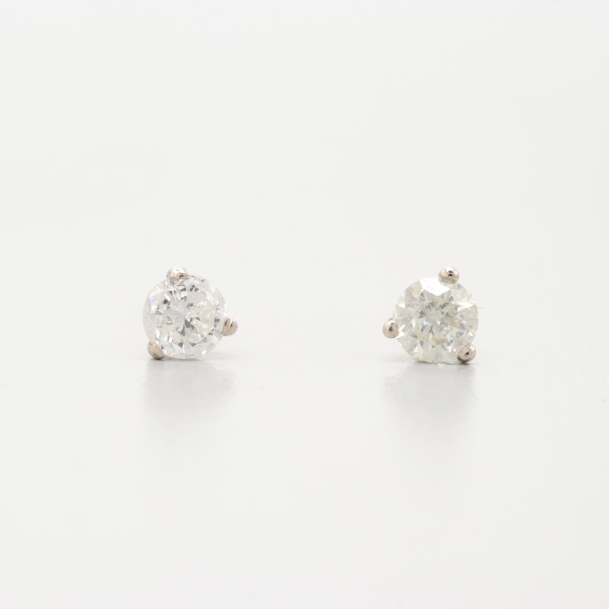 14K White Gold Diamond Stud Earrings