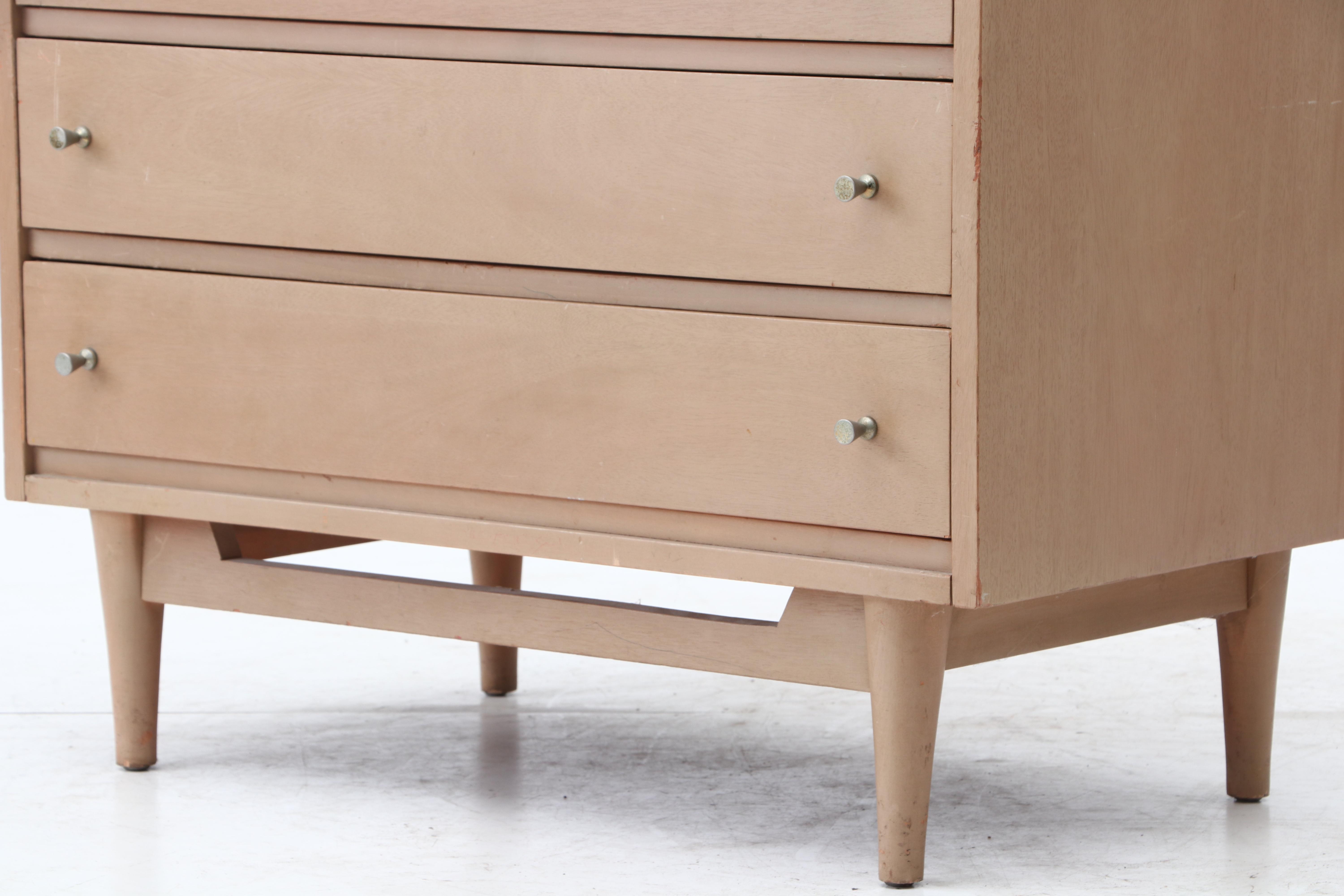 Mid Century Modern Chest of Drawers