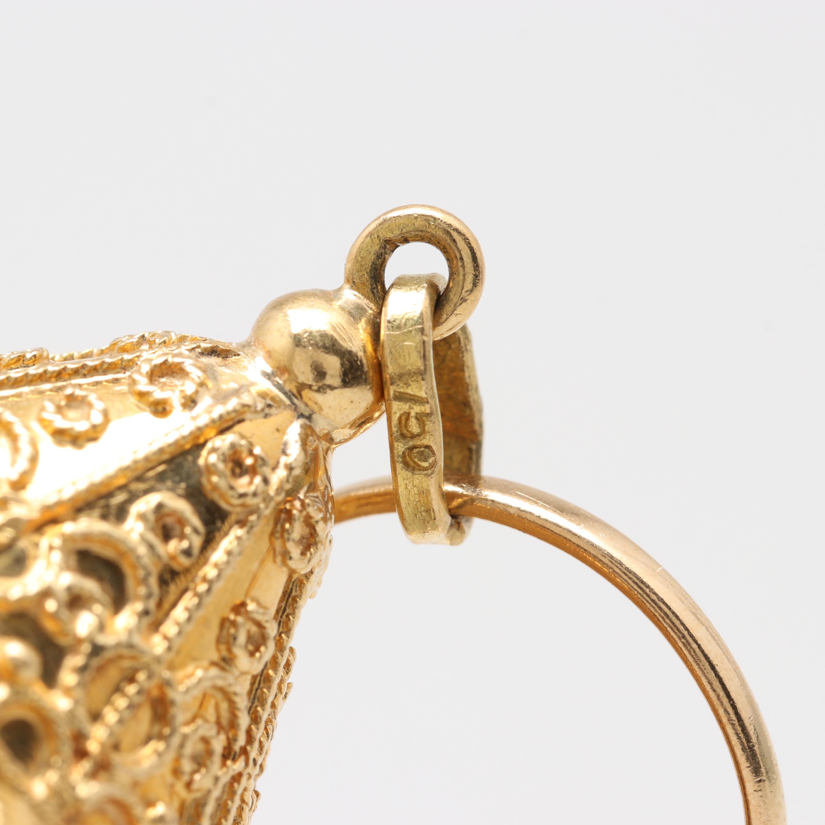 18K Yellow Gold Citrine Pendant