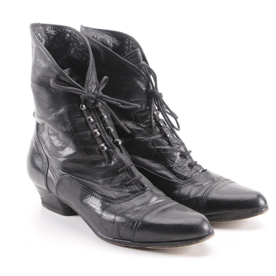 Holt Renfrew Black Leather Lace-Up Boots