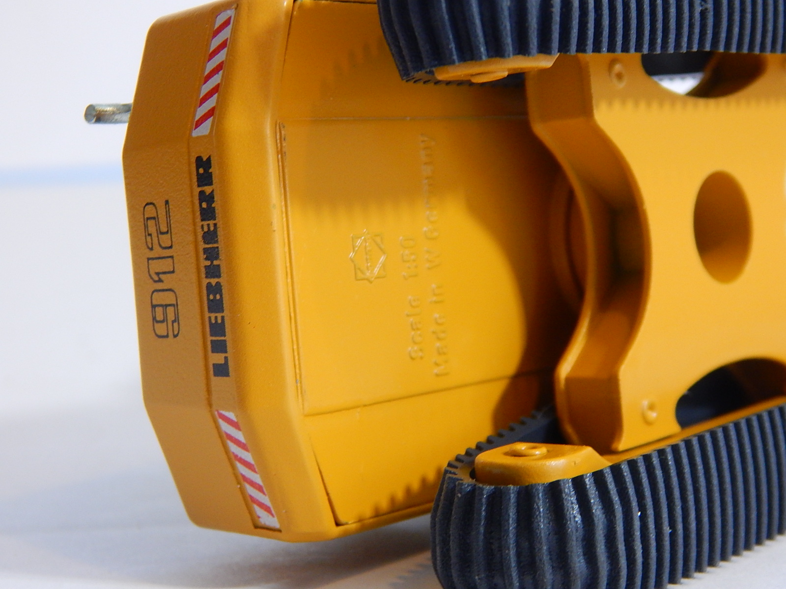 Die Cast 1:50 Conrad Liebherr 912 Litronic Excavator Germany Toy Vehicle