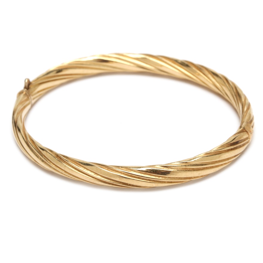 14K Yellow Gold Textured Hinged Bangle Bracelet