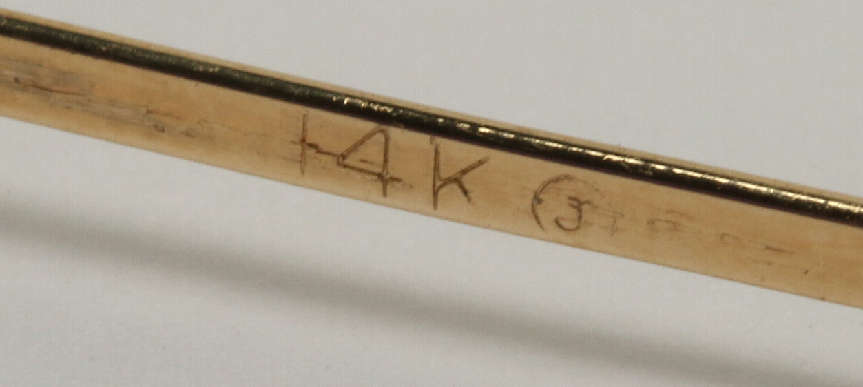 14K Yellow Gold Textured Hinged Bangle Bracelet