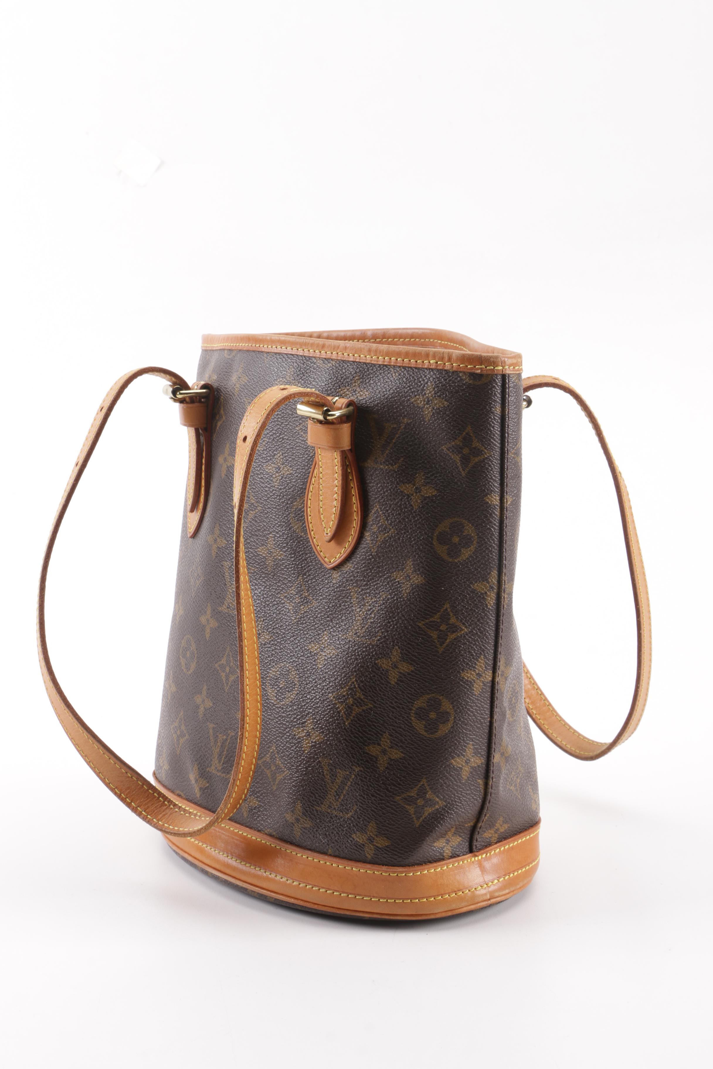 1997 Vintage Louis Vuitton Paris Monogram Canvas Marais PM Bucket Bag with Pouch