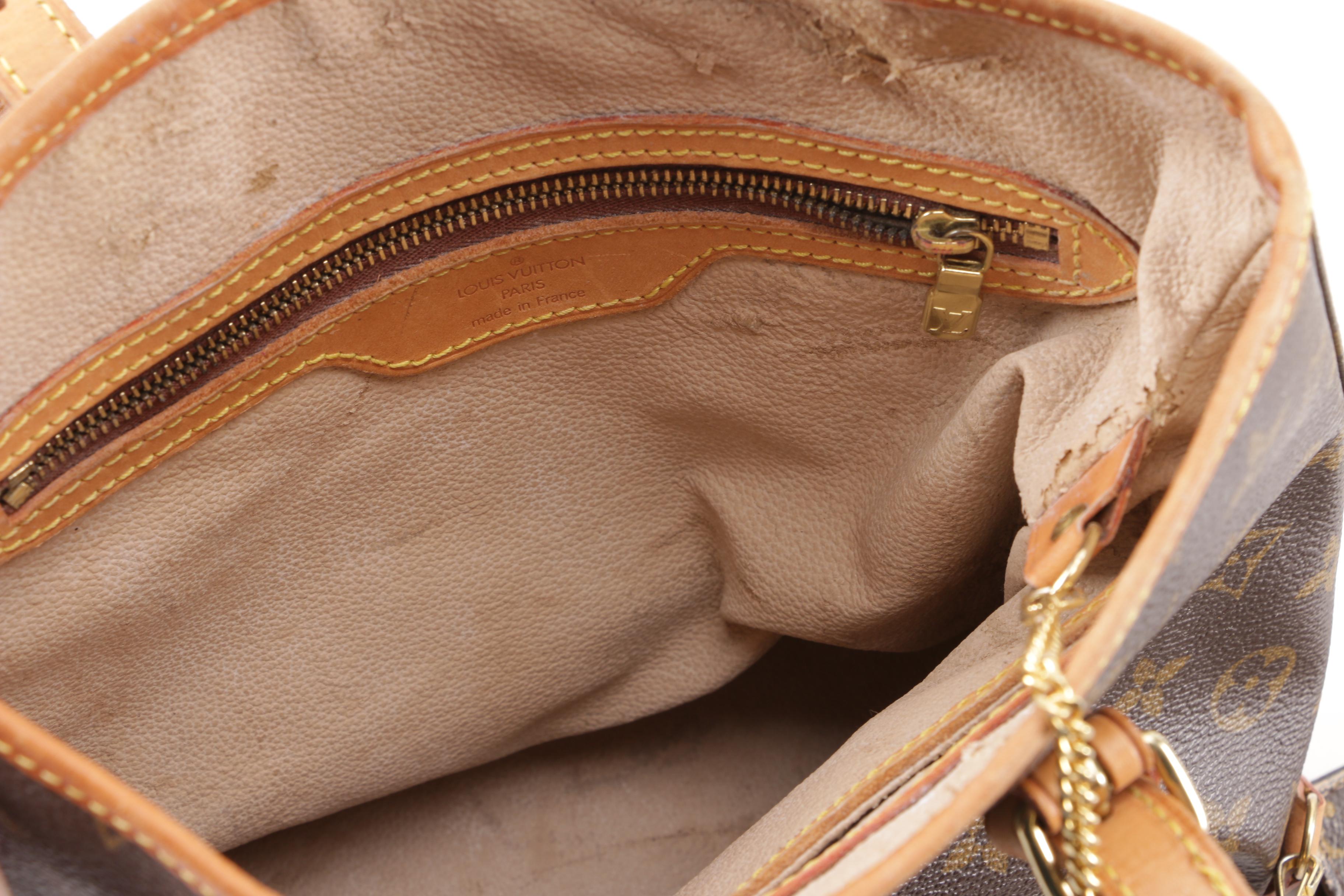 1997 Vintage Louis Vuitton Paris Monogram Canvas Marais PM Bucket Bag with Pouch