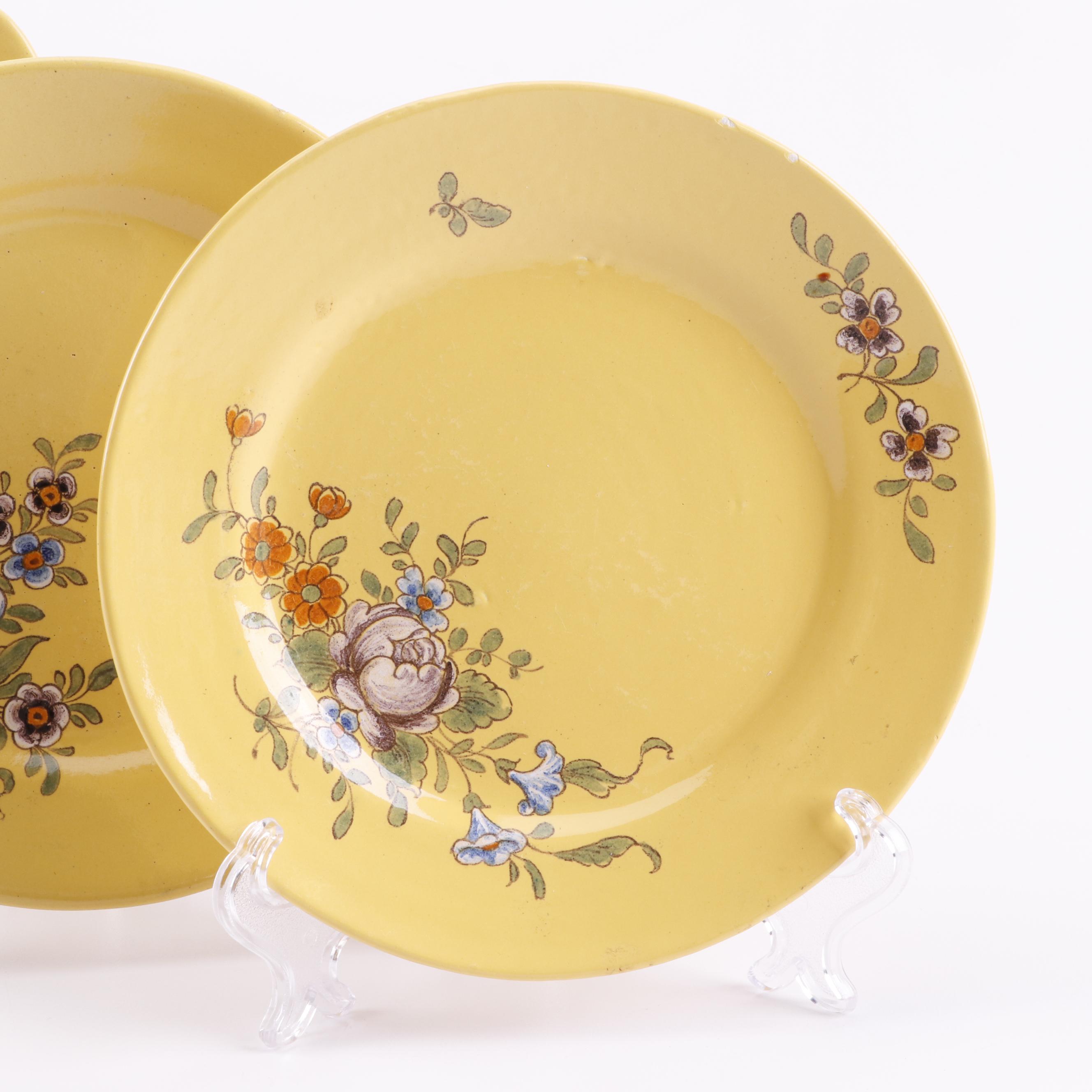 French Hand-Painted Faïence Teapot with Floral Faïence Plates