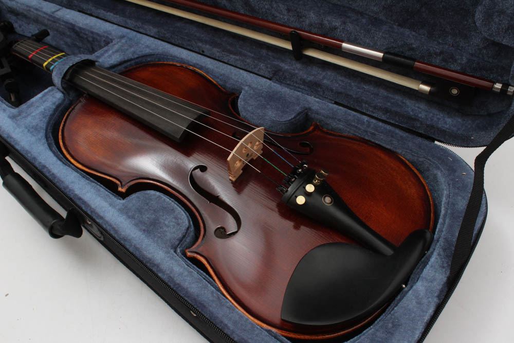 Mendini by Cecilio MV500 Violin Outfit