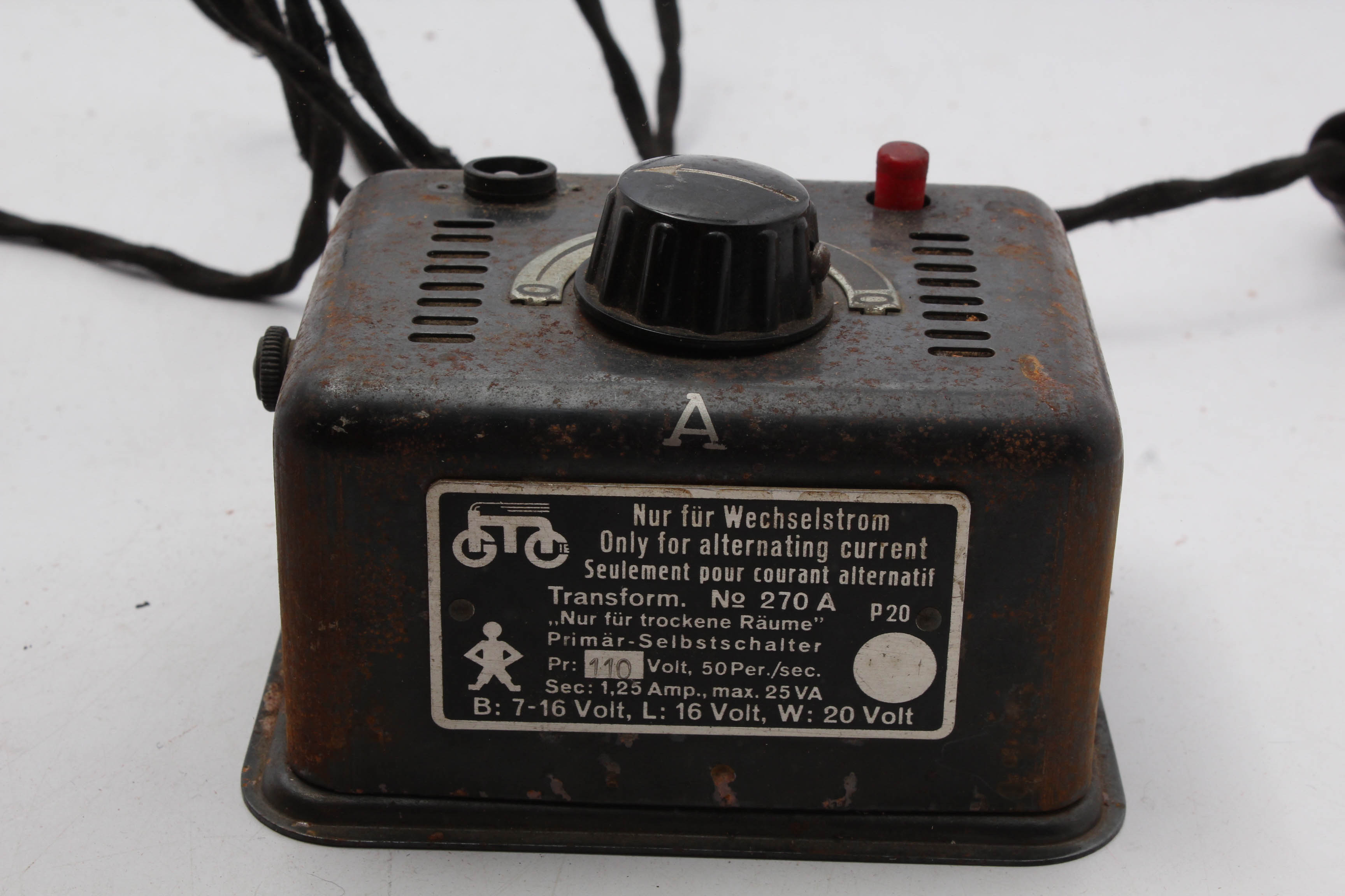 Pre-War Marklin HO Scale Model Train Set