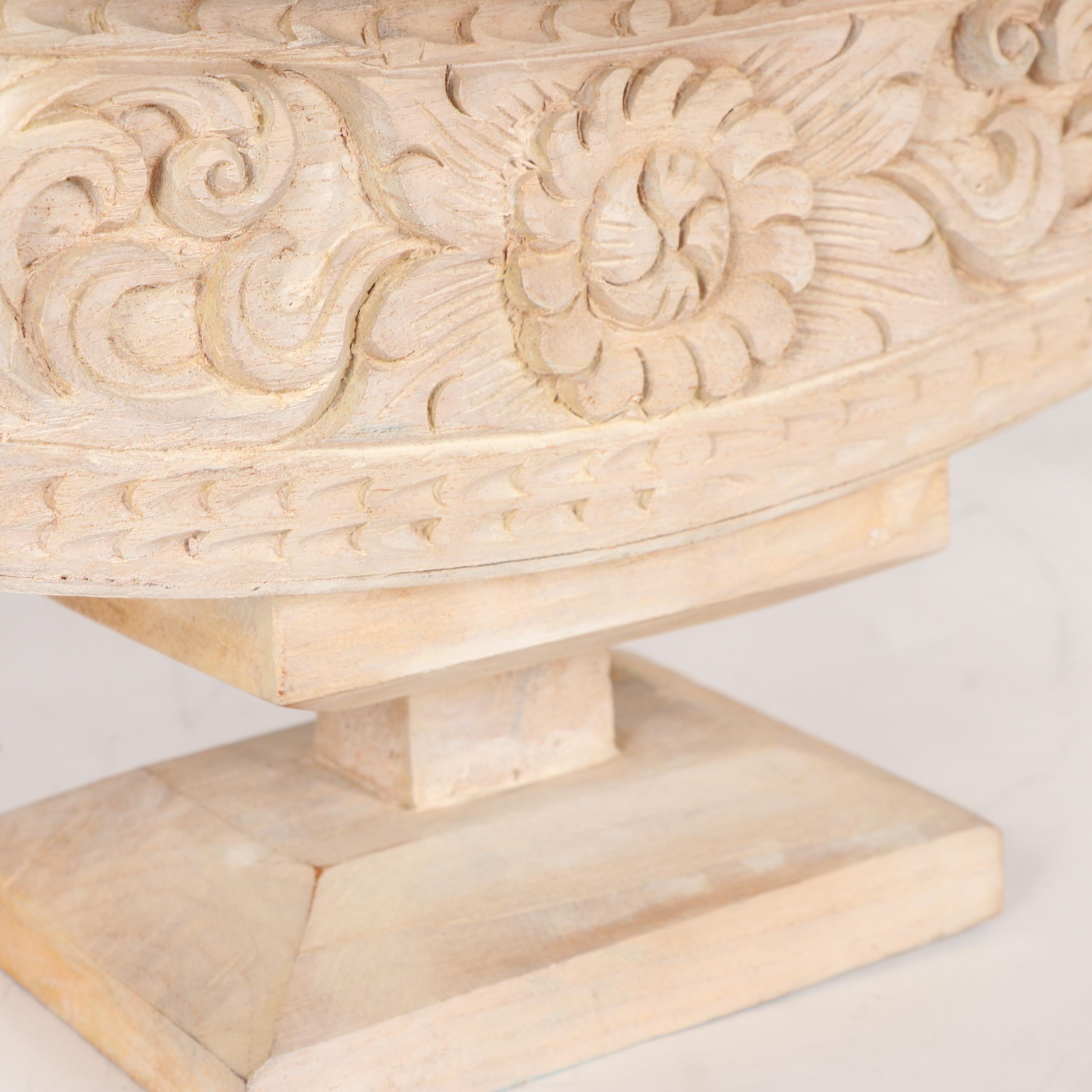 Cambodian Style Roneat ek Xylophone