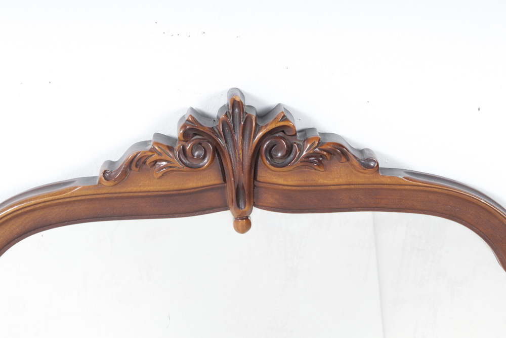 Solway Furniture Co. Hanging Wall Mirror