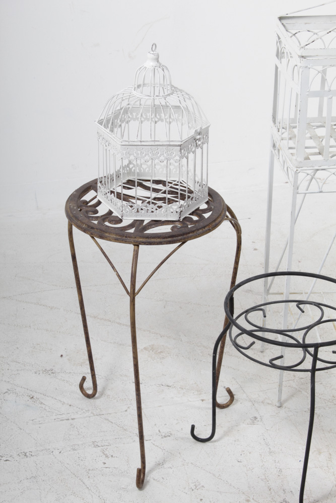 Outdoor Metal and Composite Decor