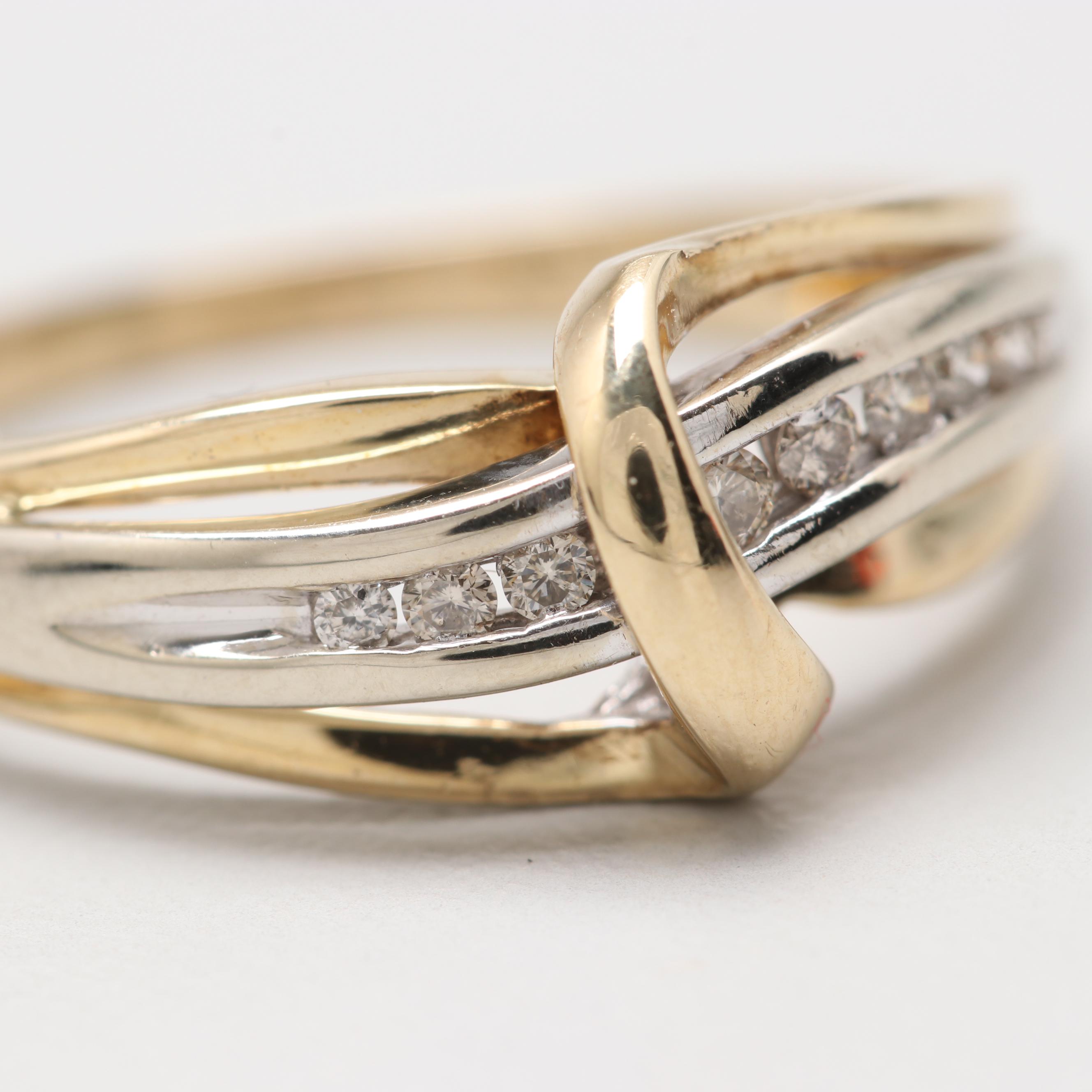 10K White and Yellow Gold Diamond Ring